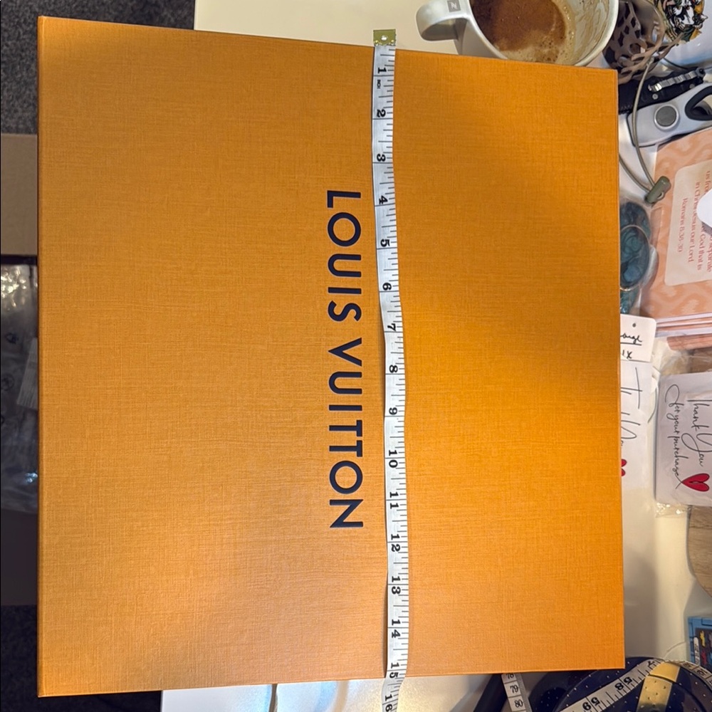 Louis Vuitton Orange 📦Box & Bag